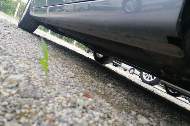 Used Roewe i5 2023 1.5L Manual Comfort Edition Chassis Front Right