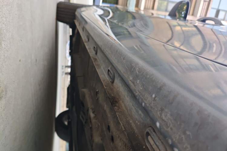 Used Roewe i5 2023 1.5L Manual Comfort Edition Chassis Rear Left