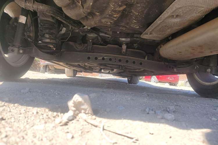Used Roewe i5 2023 1.5L Manual Comfort Edition Chassis Rear