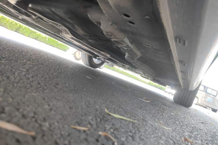 Used Roewe i5 2023 1.5L CVT Luxury Edition Chassis Rear Right