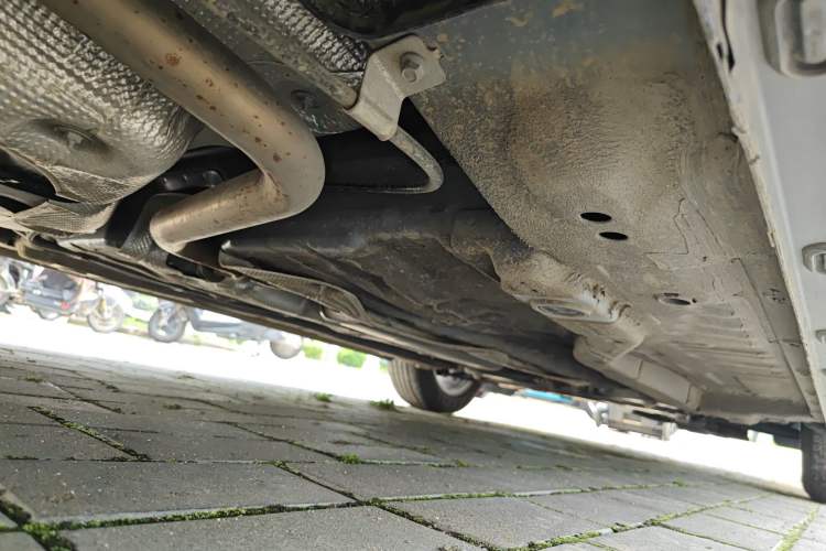 Used Roewe i5 2023 1.5L Manual Comfort Edition Chassis Rear Right
