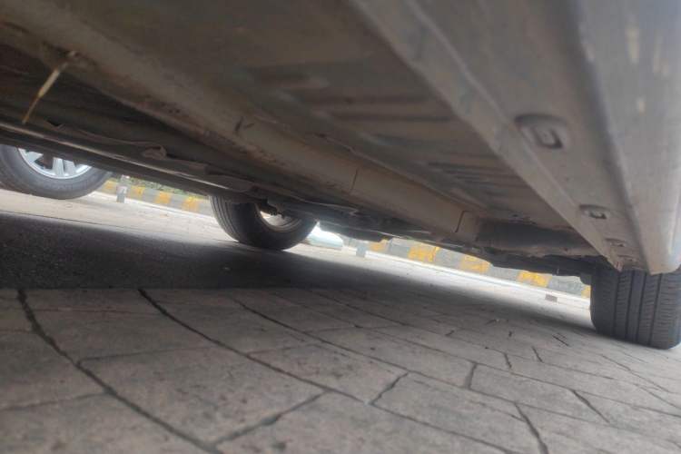Used Roewe i5 2023 1.5L Manual Comfort Edition Chassis Rear Right