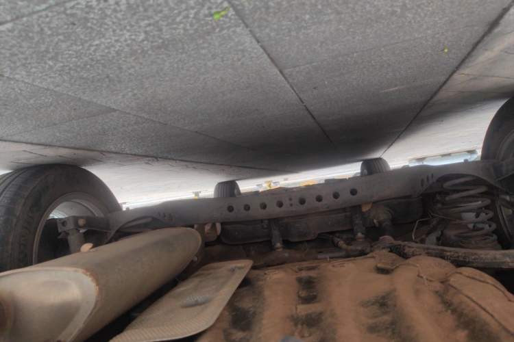 Used Roewe i5 2023 1.5L Manual Comfort Edition Chassis Rear