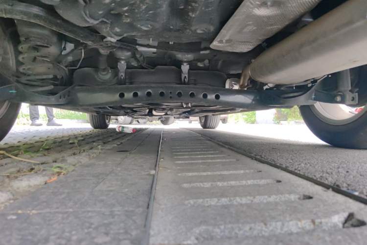 Used Roewe i5 2023 1.5L Manual Comfort Edition Chassis Rear