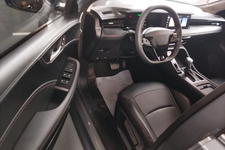 Used Roewe i5 2023 1.5L CVT Luxury Edition Driver Seat