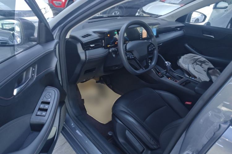 Used Roewe i5 2023 1.5L CVT Luxury Edition Driver Seat