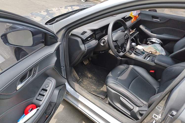 Used Roewe i5 2023 1.5L CVT Luxury Edition Driver Seat