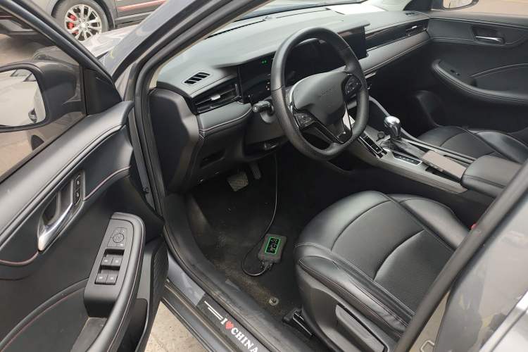 Used Roewe i5 2023 1.5L CVT Luxury Edition Driver Seat