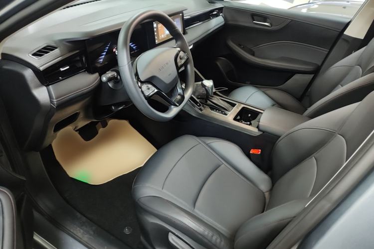 Used Roewe i5 2023 1.5L CVT Luxury Edition Driver Seat