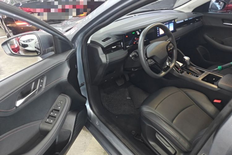 Used Roewe i5 2023 1.5L CVT Luxury Edition Driver Seat