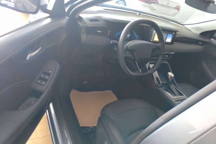 Used Roewe i5 2023 1.5L CVT Luxury Edition Driver Seat