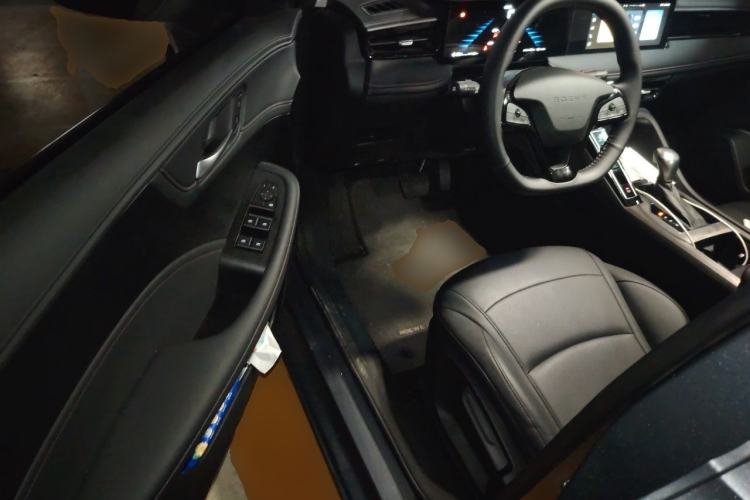 Used Roewe i5 2023 1.5L CVT Luxury Edition Driver Seat
