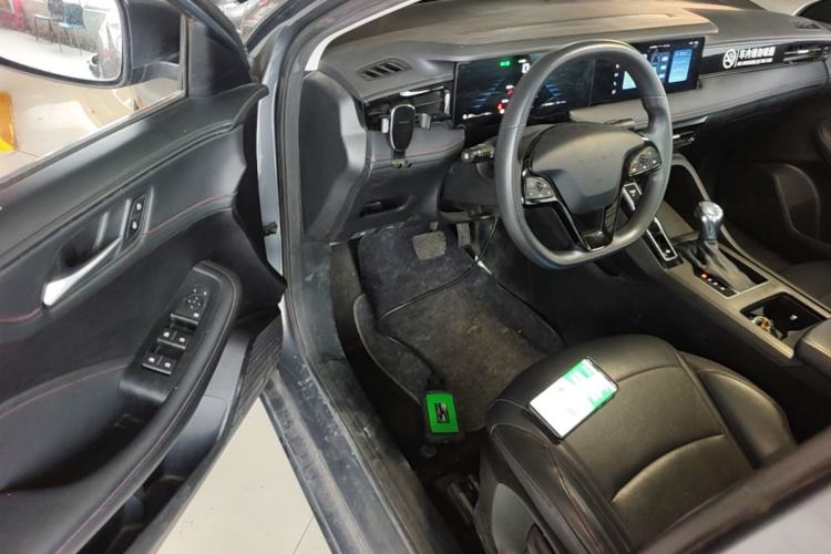Used Roewe i5 2023 1.5L CVT Luxury Edition Driver Seat