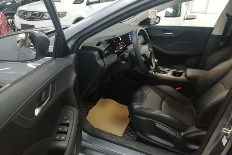 Used Roewe i5 2023 1.5L CVT Luxury Edition Driver Seat