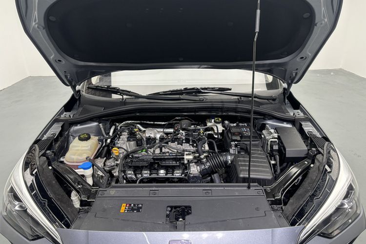 Used Roewe i5 2023 1.5L CVT Luxury Edition Engine Bay