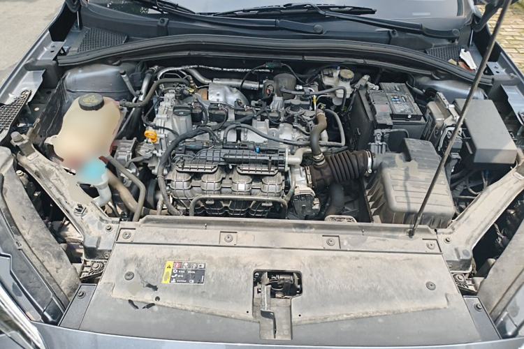 Used Roewe i5 2023 1.5L CVT Luxury Edition Engine Bay