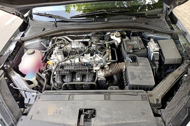 Used Roewe i5 2023 1.5L Manual Comfort Edition Engine Bay