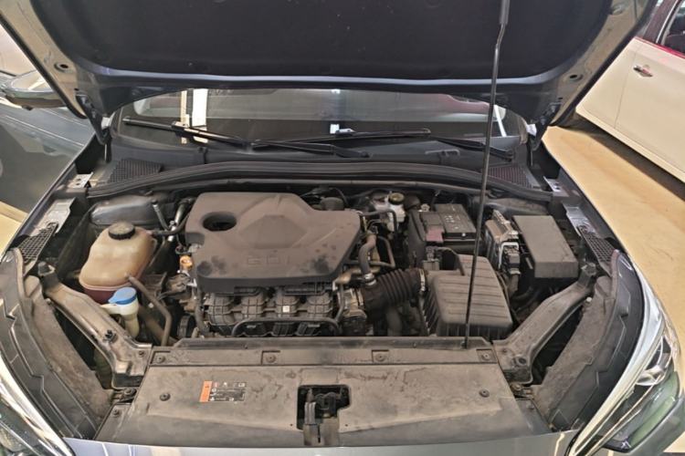 Used Roewe i5 2023 1.5L CVT Luxury Edition Engine Bay
