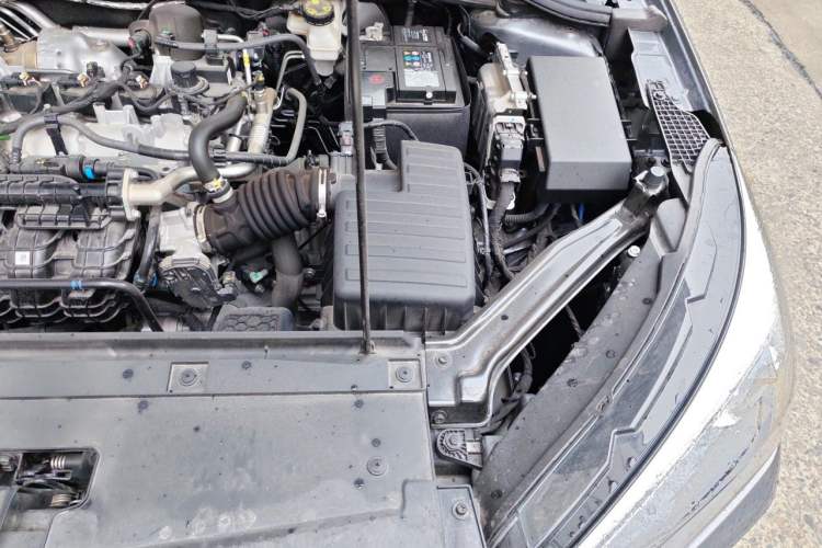Used Roewe i5 2023 1.5L Manual Comfort Edition Engine Bay Left