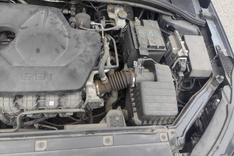 Used Roewe i5 2023 1.5L Manual Comfort Edition Engine Bay Left