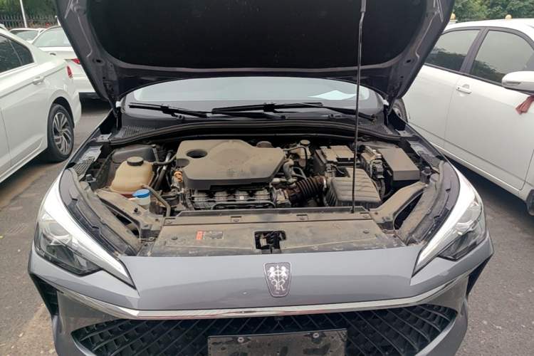 Used Roewe i5 2023 1.5L CVT Luxury Edition Engine Bay