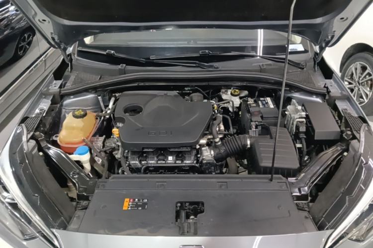 Used Roewe i5 2023 1.5L CVT Luxury Edition Engine Bay