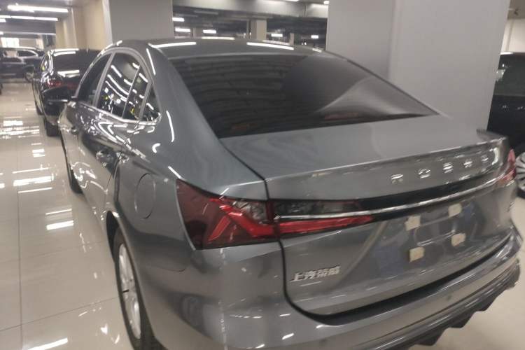 Used Roewe i5 2023 1.5L CVT Luxury Edition Exterior 2
