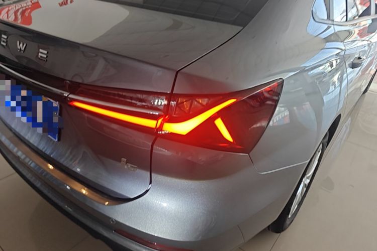 Used Roewe i5 2023 1.5L Manual Comfort Edition Exterior 3