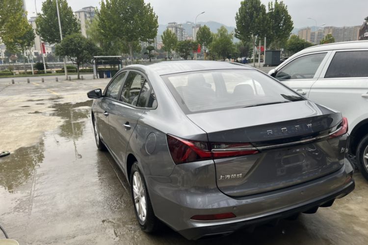 Used Roewe i5 2023 1.5L Manual Comfort Edition Exterior 3
