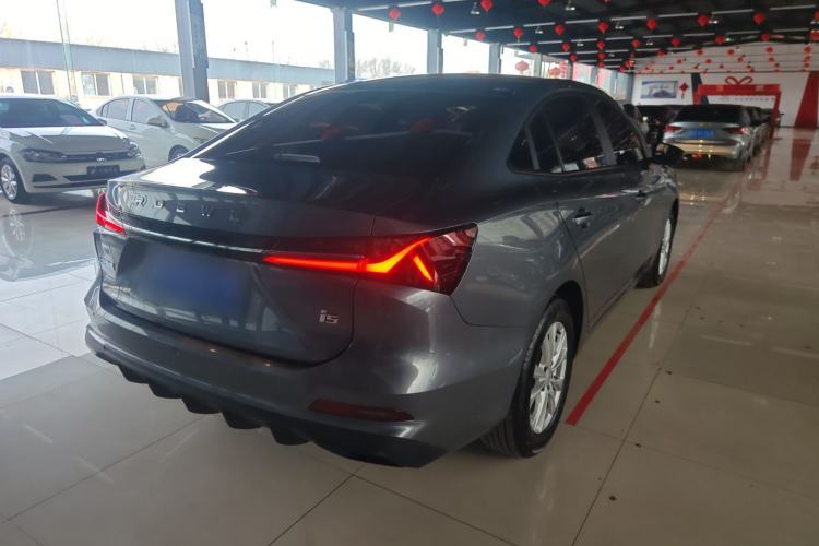 Used Roewe i5 2023 1.5L Manual Comfort Edition Exterior 4