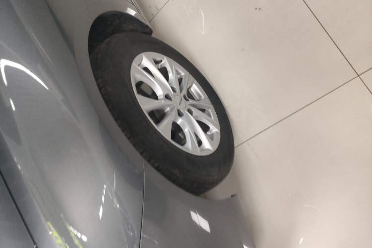 Used Roewe i5 2023 1.5L CVT Luxury Edition Exterior 4