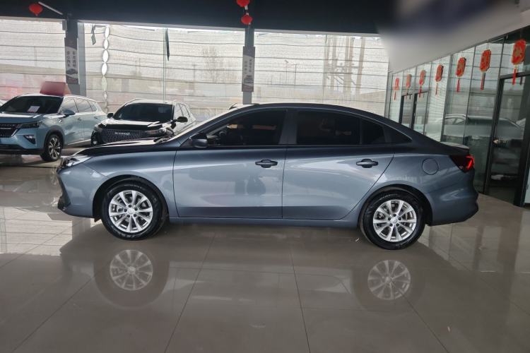 Used Roewe i5 2023 1.5L Manual Comfort Edition Exterior 5