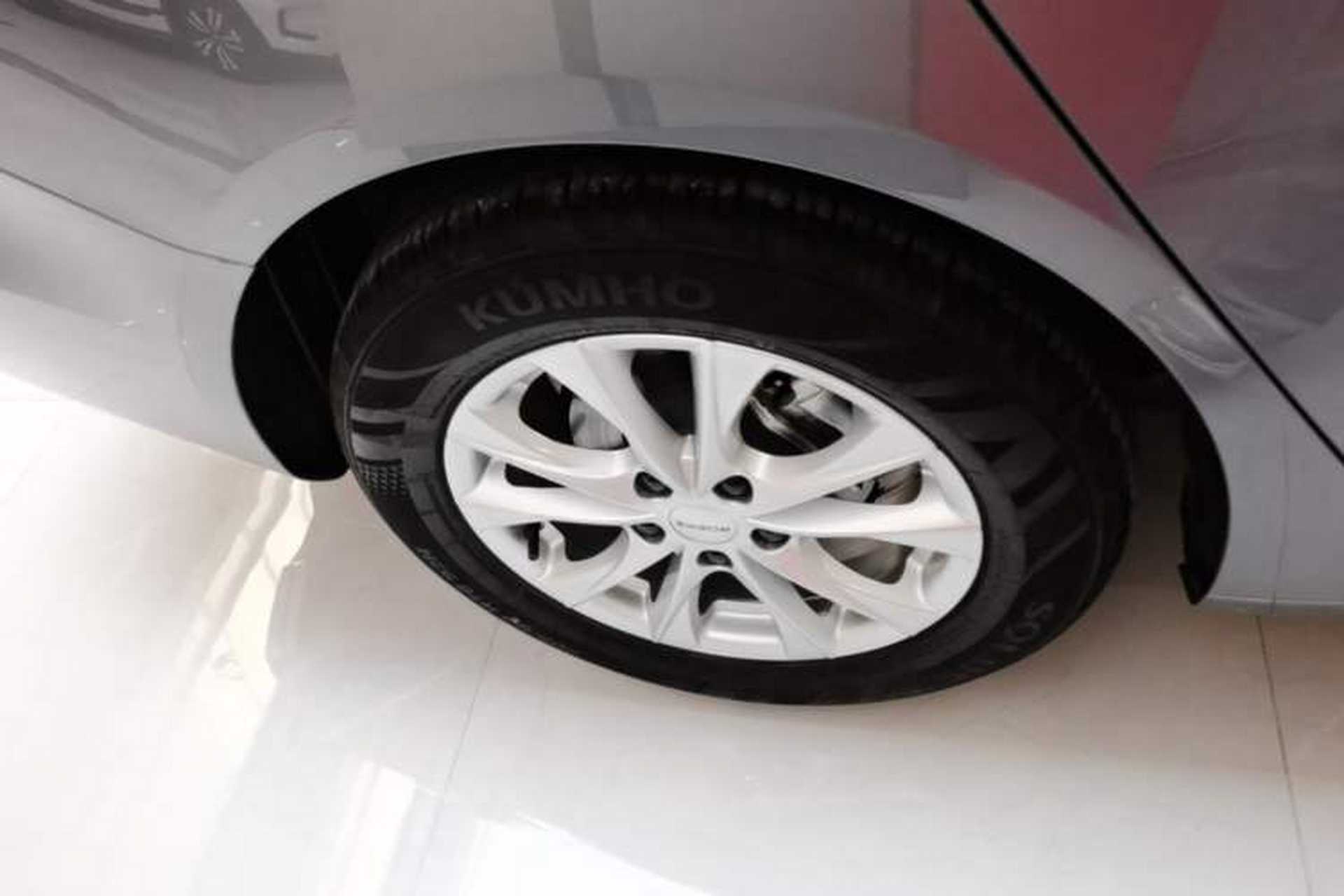 Used Roewe i5 2023 1.5L CVT Luxury Edition Exterior 5