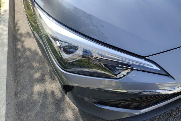 Used Roewe i5 2023 1.5L CVT Luxury Edition Exterior 6