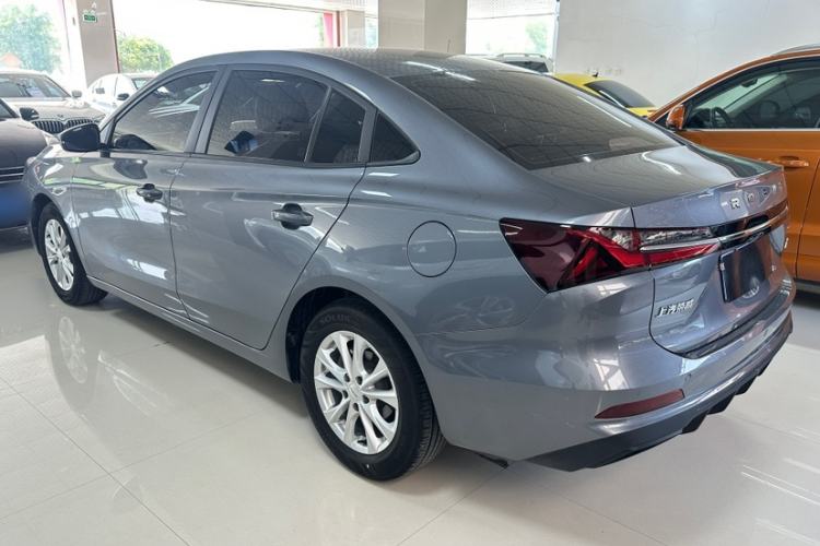 Used Roewe i5 2023 1.5L Manual Comfort Edition Exterior 6
