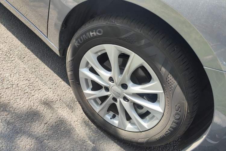 Used Roewe i5 2023 1.5L CVT Luxury Edition Exterior 7