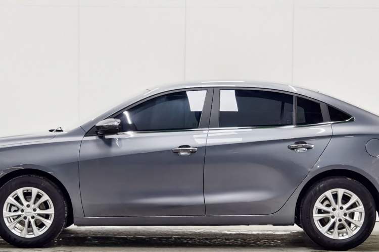 Used Roewe i5 2023 1.5L Manual Comfort Edition Exterior 8