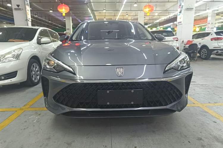 Used Roewe i5 2023 1.5L Manual Comfort Edition Front