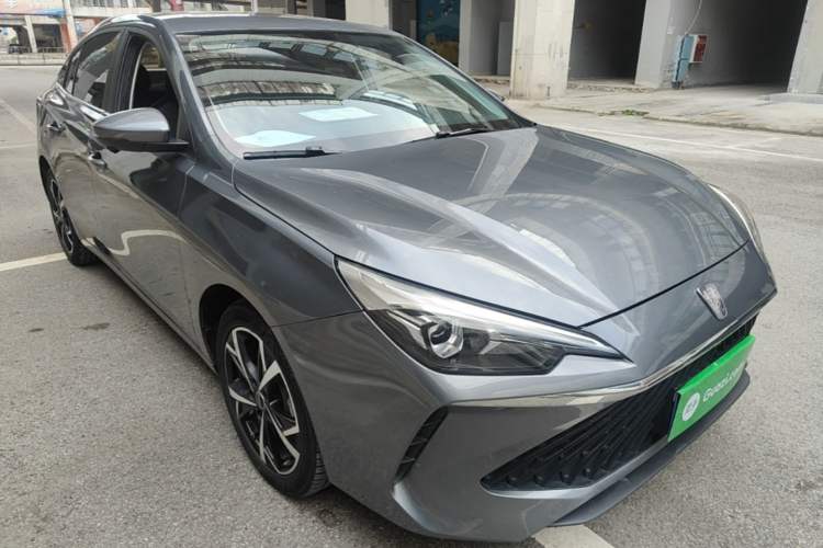 Used Roewe i5 2023 1.5L CVT Luxury Edition Front Right 45 Deg