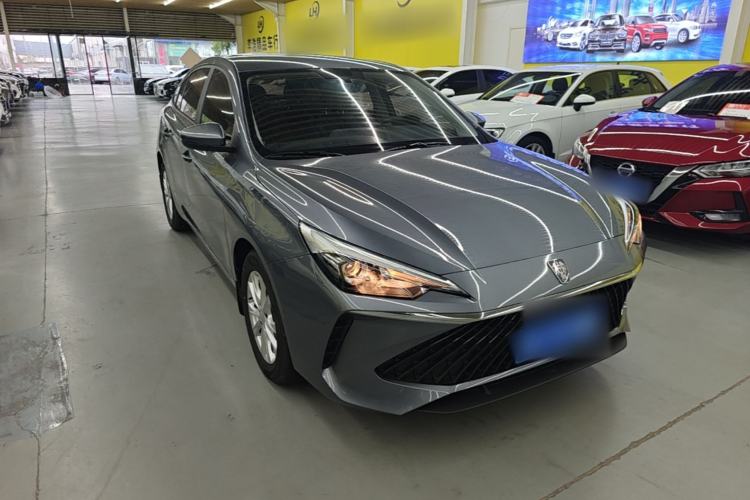 Used Roewe i5 2023 1.5L Manual Comfort Edition Front Right 45 Deg