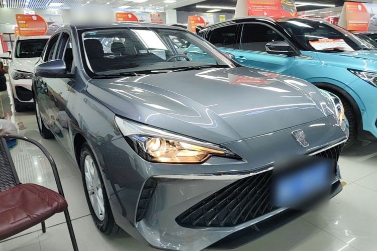 Used Roewe i5 2023 1.5L Manual Comfort Edition Front Right 45 Deg