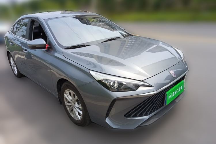 Used Roewe i5 2023 1.5L CVT Luxury Edition Front Right 45 Deg