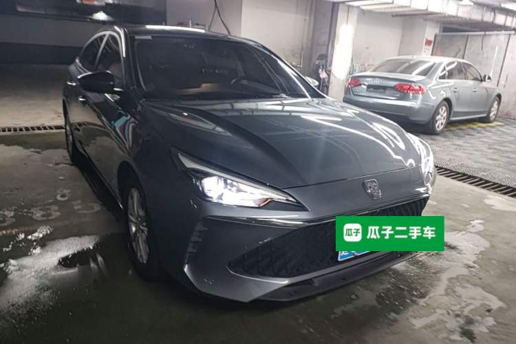 Used Roewe i5 2023 1.5L Manual Comfort Edition Front Right 45 Deg