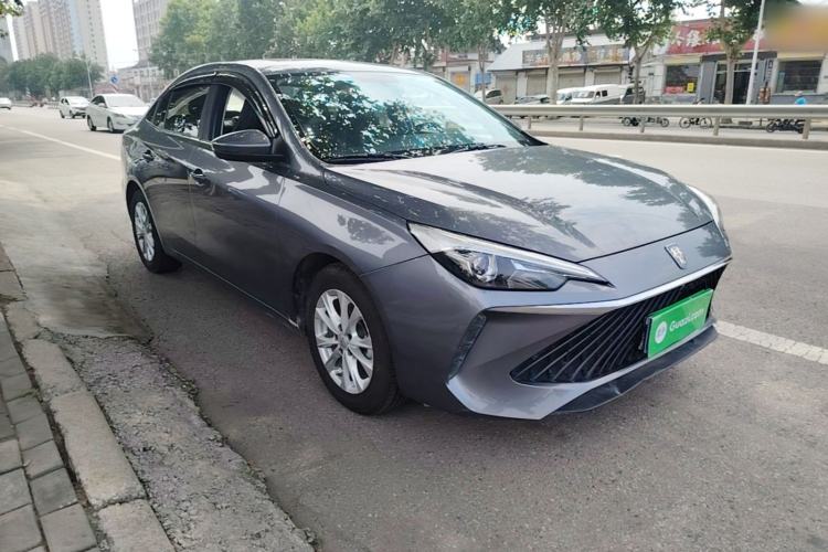 Used Roewe i5 2023 1.5L CVT Luxury Edition Front Right 45 Deg
