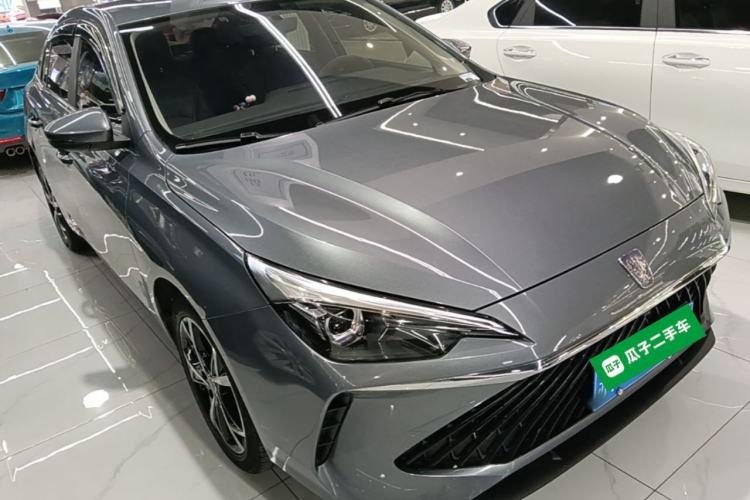 Used Roewe i5 2023 1.5L CVT Luxury Edition Front Right 45 Deg