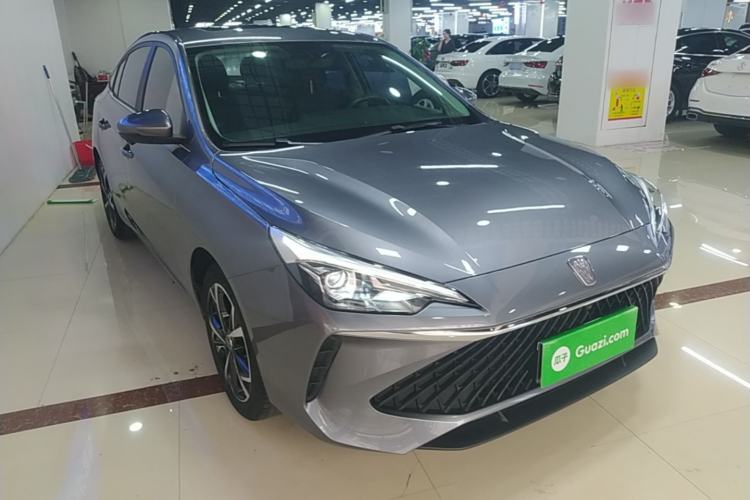 Used Roewe i5 2023 1.5L CVT Luxury Edition Front Right 45 Deg