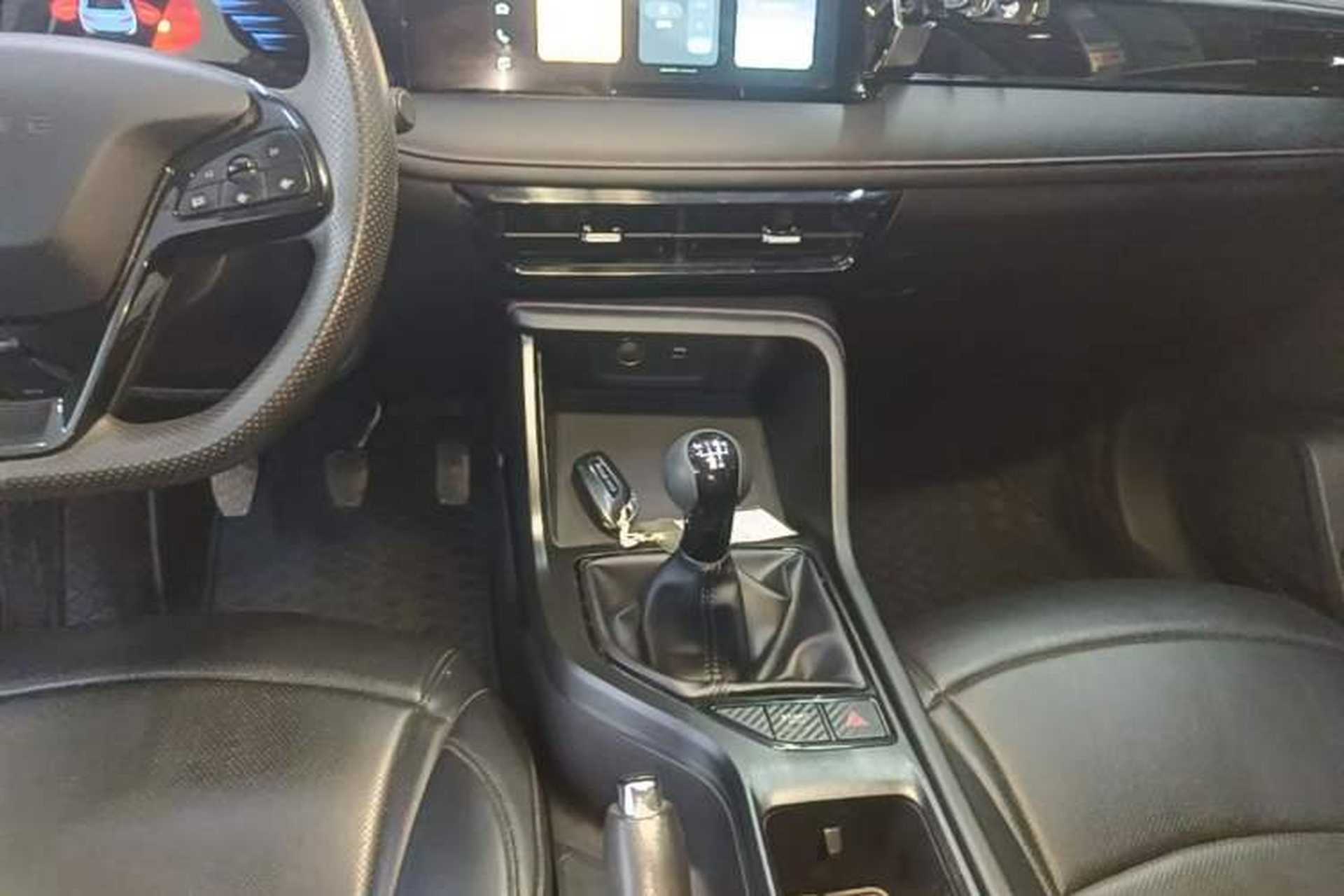 Used Roewe i5 2023 1.5L Manual Comfort Edition Gear Lever