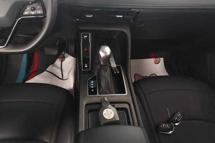 Used Roewe i5 2023 1.5L CVT Luxury Edition Gear Lever