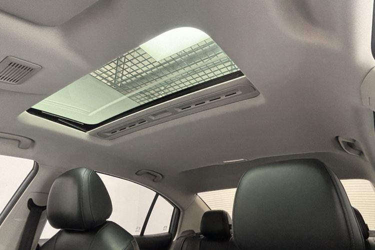 Used Roewe i5 2023 1.5L CVT Luxury Edition Headliner