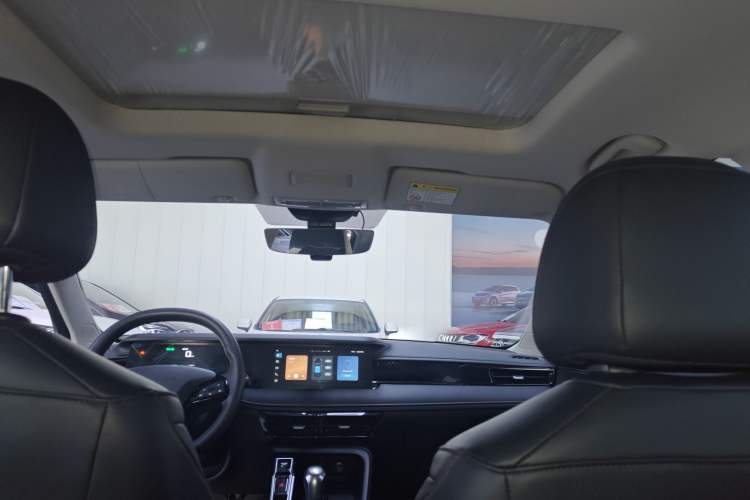Used Roewe i5 2023 1.5L CVT Luxury Edition Headliner